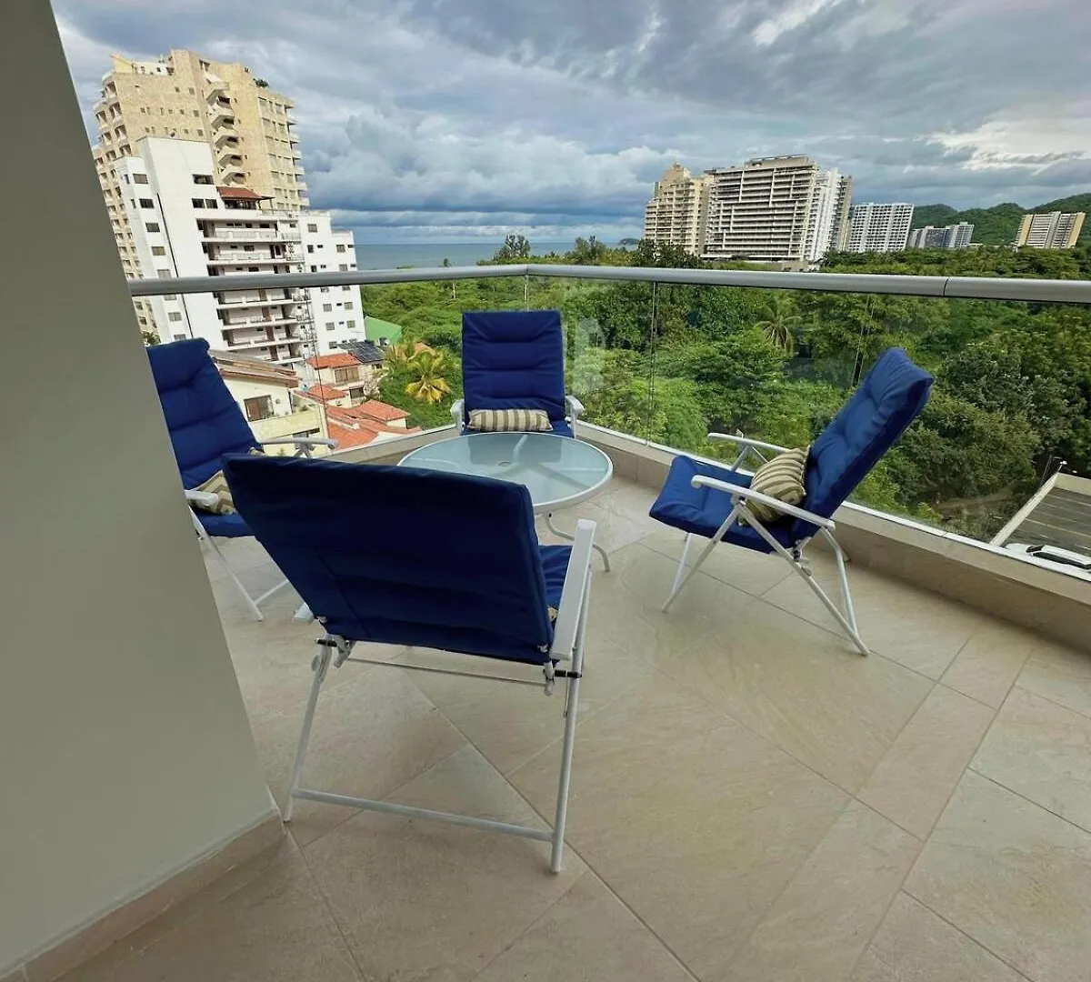 Apartment Acogedor Apartamento En Bello Horizonte Santa Marta