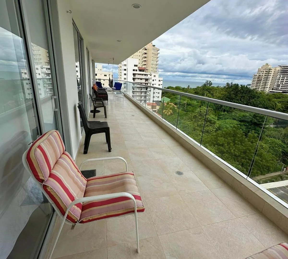 Acogedor Apartamento En Bello Horizonte Santa Marta  Santa Marta (Magdalena)